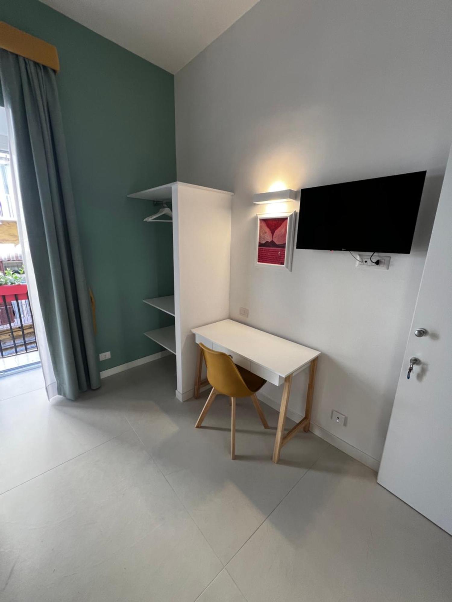 Bed & Breakfast Spaccanapoli 56 Exteriör bild